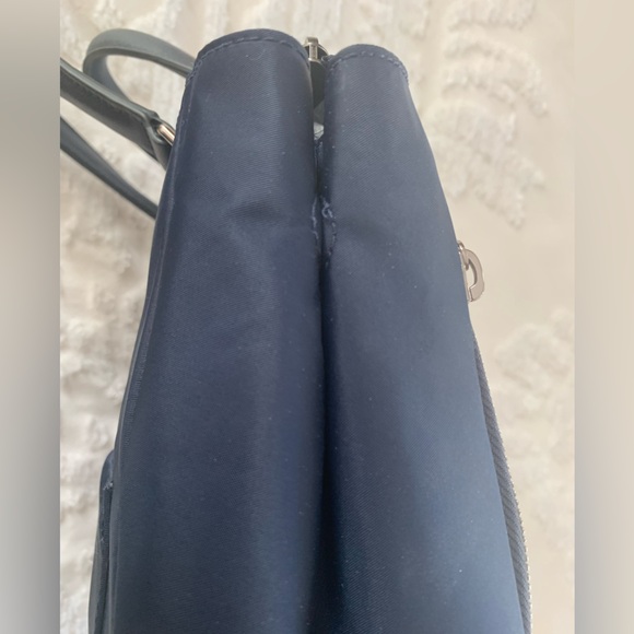 NWT TUMI Medium Tote Valletta: Navy Nylon, Leather Handles, Zip Close, Name Tag - Picture 9 of 16